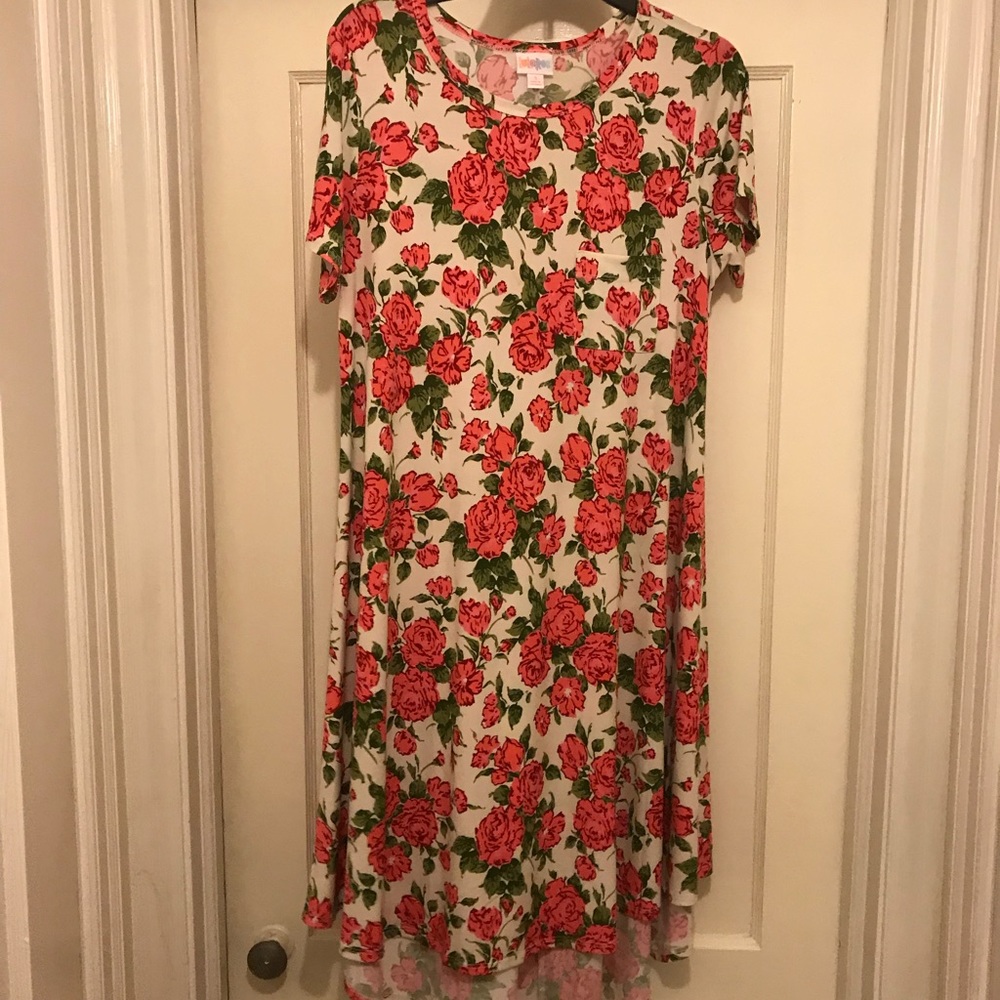 Roses Lularoe Small Carly!